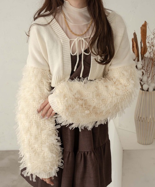 Ambre Neige(アンブルネージュ)の「tulle sleeve ribbon knit cardigan / 袖チュールリボンニットカーディガン(カーディガン/ボレロ・レディース・アイボリー/ブラック・FREE)」の2枚目の写真