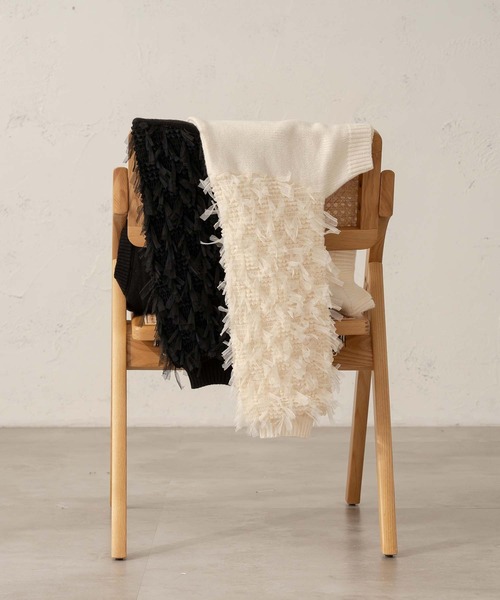 Ambre Neige(アンブルネージュ)の「tulle sleeve ribbon knit cardigan / 袖チュールリボンニットカーディガン(カーディガン/ボレロ・レディース・アイボリー/ブラック・FREE)」の9枚目の写真