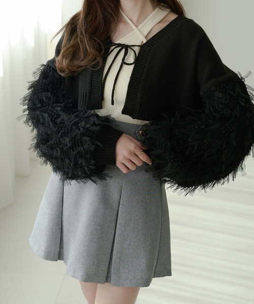 Ambre Neige(アンブルネージュ)の「tulle sleeve ribbon knit cardigan / 袖チュールリボンニットカーディガン(カーディガン/ボレロ・レディース・アイボリー/ブラック・FREE)」の12枚目の写真