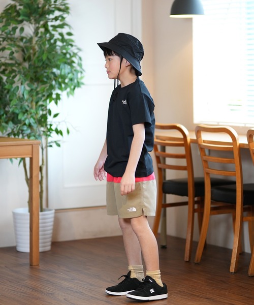 THE NORTH FACE（ザノースフェイス）の「THE NORTH FACE/ザ・ノース・フェイス ショートスリーブサンシェードティー キッズ UVケア ラッシュガード NTJ12563（ラッシュガード・キッズ・ダークカーキ/ブラック/オフホワイト・130cm/140cm/150cm/160cm）」の11枚目の写真
