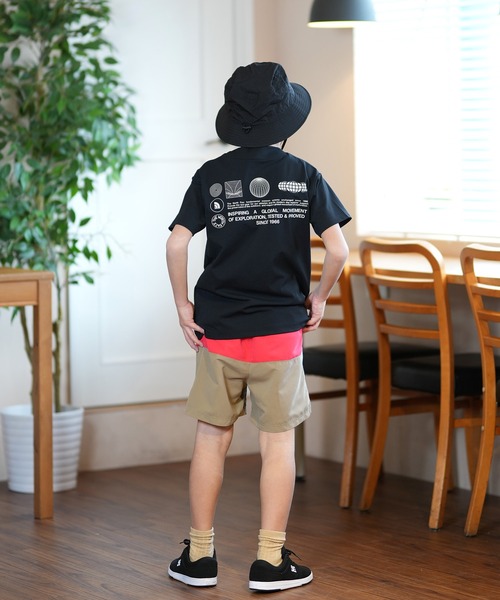 THE NORTH FACE（ザノースフェイス）の「THE NORTH FACE/ザ・ノース・フェイス ショートスリーブサンシェードティー キッズ UVケア ラッシュガード NTJ12563（ラッシュガード・キッズ・ダークカーキ/ブラック/オフホワイト・130cm/140cm/150cm/160cm）」の12枚目の写真