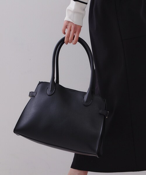 OPAQUE.CLIP（オペークドットクリップ）の「スムース合皮デザインミドルボストンバッグ（ボストンバッグ・レディース・ブラック/ブラウン系・00）」の12枚目の写真