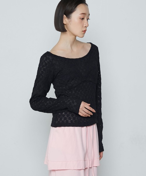 le ELMi（ルエルミ）の「Bustier design brushed lace tops / ビスチェデザイン Uネック 起毛レース カットソー（Tシャツ/カットソー・レディース・レッド/ブラック/アイボリー・FREE）」の15枚目の写真