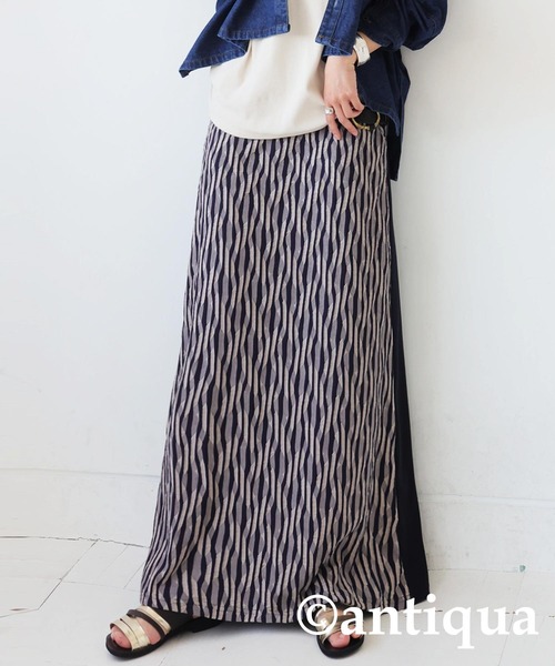 antiqua(アンティカ)の「ウェーブストライプスカート(スカート・レディース・ブルー系その他/ブラック系その他・ONESIZE)」の1枚目の写真