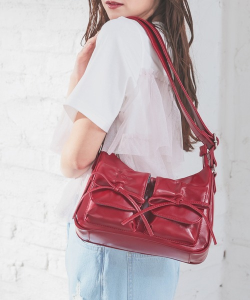 Honeys(ハニーズ)の「リボン付ポケットバッグ(ショルダーバッグ・レディース・レッド/ブラック/ライトベージュ/ブラウン/ホワイト・FREE)」の13枚目の写真