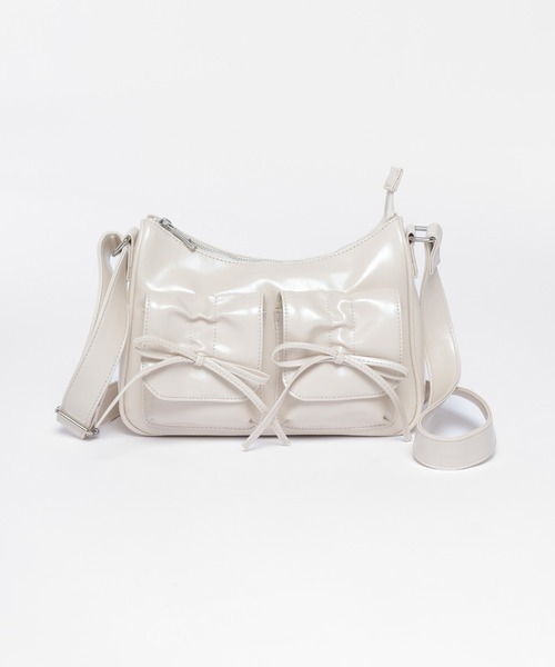 Honeys(ハニーズ)の「リボン付ポケットバッグ(ショルダーバッグ・レディース・レッド/ブラック/ライトベージュ/ブラウン/ホワイト・FREE)」の22枚目の写真