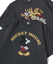 Disney（ディズニー）の「Disney ディズニー 別注 ミッキーマウス・ミニーマウス・フレンズ オーバーサイズ ピグメント風 ヴィンテージ加工 半袖Tシャツ レディース メンズ（Tシャツ/カットソー）」