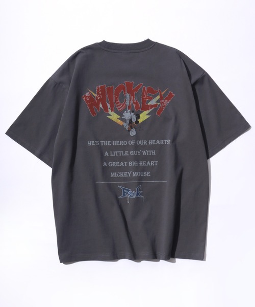 Disney(ディズニー)の「Disney/ディズニー ミッキーマウス・ミニーマウス・フレンズ オーバーサイズ ピグメント風 ヴィンテージ加工 半袖Tシャツ/レディース メンズ(Tシャツ/カットソー・レディース・ブラック系その他4/ブラック系その他6/ブラック系その他2/ブラック系その他/ブラック系その他3/ブラック系その他5・M/LL/L)」の19枚目の写真