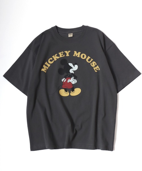 Disney（ディズニー）の「Disney/ディズニー 別注 ミッキーマウス･ミニーマウス･フレンズ オーバーサイズ ピグメント風 ヴィンテージ加工 半袖Tシャツ/レディース メンズ（Tシャツ/カットソー・レディース・ブラック系その他4/ブラック系その他6/ブラック系その他2/ブラック系その他/ブラック系その他3/ブラック系その他5/ブラック系5/ブラック系6/ブラック系2/ブラック系4/ブラック系1/ブラック系3・M/LL/L）」の21枚目の写真