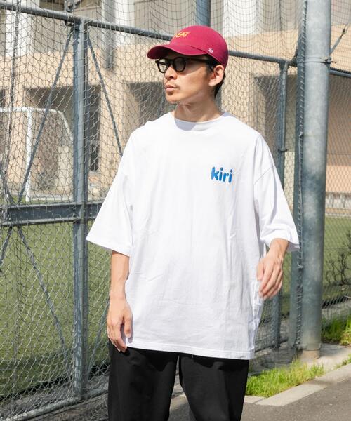 URBAN RESEARCH（アーバンリサーチ）の「『別注』Kiri×Wide Dad Logo T