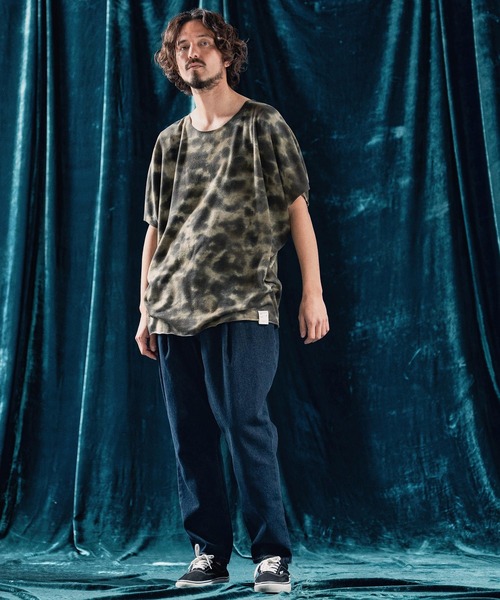 ANGENEHM(アンゲネーム)の「mt9524-Blurred fabric dolman sleeve & oversized T-shirt Tシャツ(Tシャツ/カットソー・メンズ・ブラック/カーキ・S/M/L)」の6枚目の写真