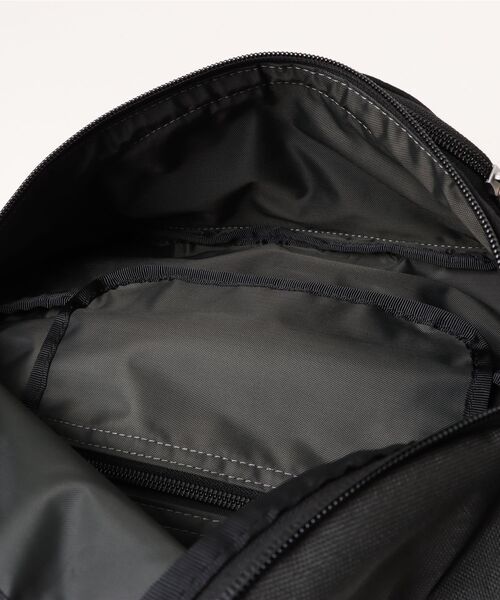 CHUMS(チャムス)の「【CHUMS/チャムス】 Fanny Pack Sweat Nylon(ボディバッグ/ウエストポーチ・レディース・その他1/その他5/その他2/その他4/その他3・FREE)」の8枚目の写真