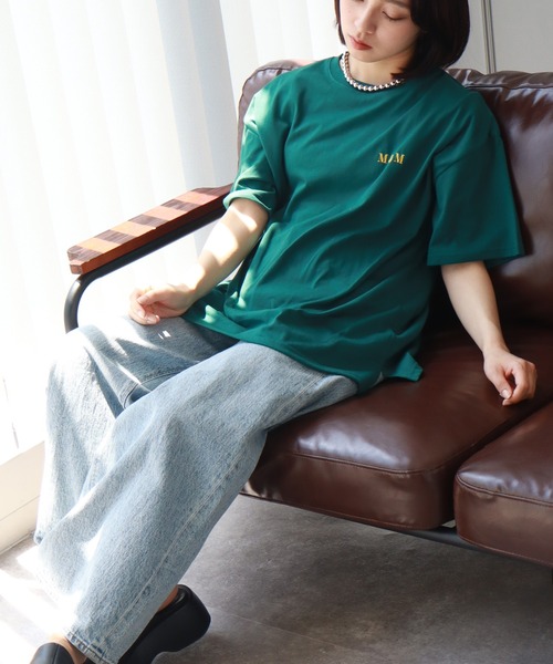 Disney（ディズニー）の「【Disney/ディズニー】アートワークデザイン サガラ刺繍 半袖Tシャツ（Tシャツ/カットソー・レディース・グリーン/オートミール/イエロー/ネイビー・M/L）」の7枚目の写真