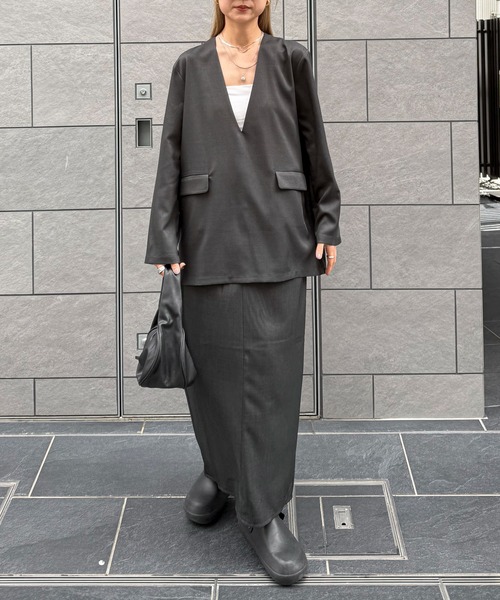 feepur（フェピュール）の「【セットアップ可】スラックスナロースカート（スカート・レディース・ブラック/チャコールグレー/グレー系その他/ブラウン・SMALL/MEDIUM）」の16枚目の写真