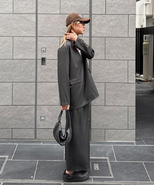 feepur（フェピュール）の「【セットアップ可】スラックスナロースカート（スカート・レディース・ブラック/チャコールグレー/グレー系その他/ブラウン・SMALL/MEDIUM）」の19枚目の写真