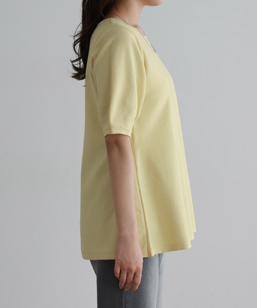 Pierrot(ピエロ)の「構築袖ペプラムニット(ニット/セーター・レディース・ライトイエロー/チャコール/オフホワイト/ミント/ネイビー・M/L)」の6枚目の写真