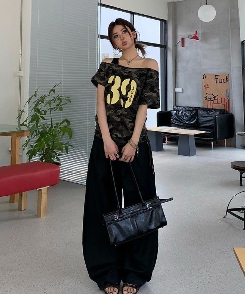 DIAVEL（ディアベル）の「【同店秋の新作・長袖Tシャツ