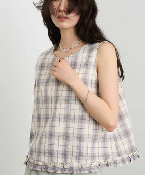 Lutim by u(ルチバイユー)の「Cotton Check Pattern frills Hem Blouse / コットンチェックパターンフリル裾ブラウス(シャツ/ブラウス・レディース・ブラック/ブラウン/アイボリー・FREE)」の2枚目の写真