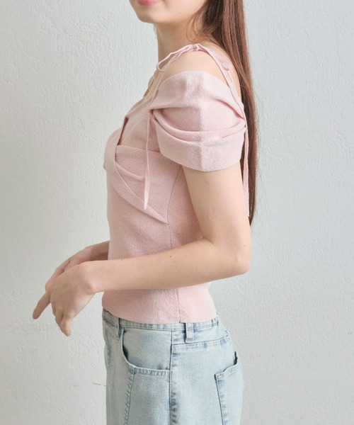 OLIVE des OLIVE(オリーブデオリーブ)の「肩リボンオフショルニット(Tシャツ/カットソー・レディース・ピンク/チャコールグレー/オフホワイト・FREE)」の15枚目の写真