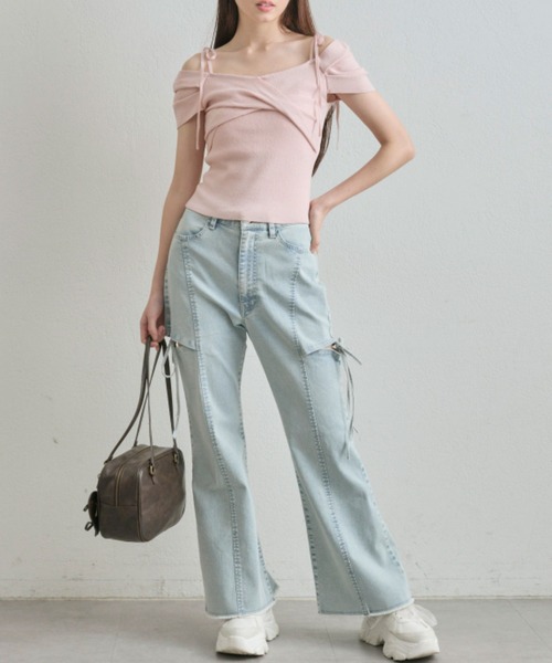 OLIVE des OLIVE(オリーブデオリーブ)の「肩リボンオフショルニット(Tシャツ/カットソー・レディース・ピンク/チャコールグレー/オフホワイト・FREE)」の10枚目の写真