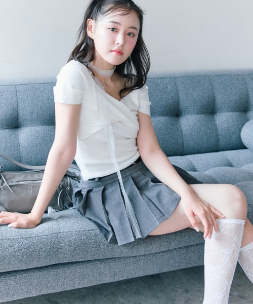 OLIVE des OLIVE(オリーブデオリーブ)の「肩リボンオフショルニット(Tシャツ/カットソー・レディース・ピンク/チャコールグレー/オフホワイト・FREE)」の21枚目の写真