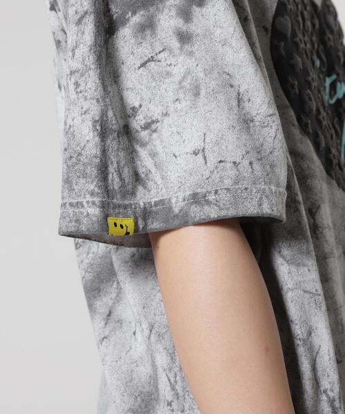 STUD MUFFIN（スタッドマフィン）の「STUD MUFFIN/スタッドマフィン/HEART ピグメントSS TEE（Tシャツ/カットソー・メンズ・グレー/ブラック・3/4/2）」の15枚目の写真