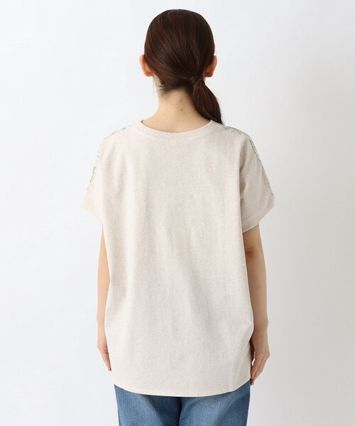 one'sterrace(ワンズテラス)の「花柄プリントコンビフレンチスリーブプルオーバー(Tシャツ/カットソー・レディース・ライトグレー系8/アイボリー系8/ネイビー系5・02)」の17枚目の写真