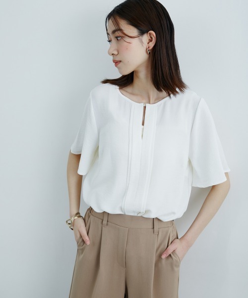 slattgir(スラットジール)の「高身長 ピンタックブラウス(トールサイズ)(シャツ/ブラウス・レディース・ライトグリーン/オフホワイト・TM/TL/TLL/T3L/T4L/T5L)」の3枚目の写真