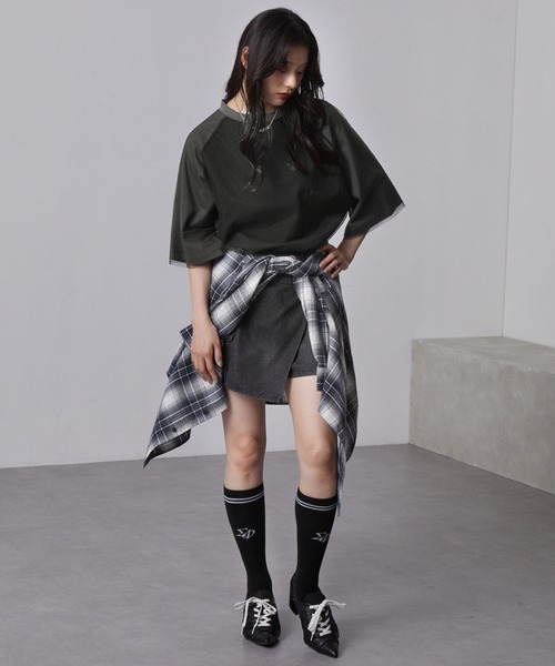 nui nullu(ヌイヌル)の「【nui nullu】チュールレイヤード ラグラン ワンポイントロゴ 半袖Tシャツ(Tシャツ/カットソー・レディース・ブラック系/ホワイト系/レッド系・FREE)」の6枚目の写真