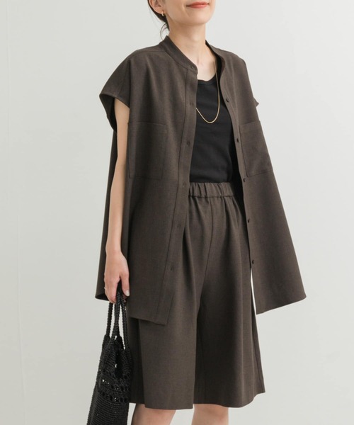 URBAN RESEARCH DOORS（アーバンリサーチドアーズ）の「『UR TECH DRYLUXE』フレンチスリーブシャツ（シャツ/ブラウス・レディース・ブラウン/ネイビー/ブルー・MEDIUM）」の2枚目の写真