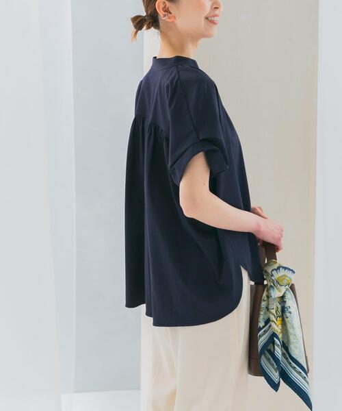 URBAN RESEARCH ROSSO WOMEN（アーバンリサーチ　ロッソ）の「汗染防止デザインカットブラウス（シャツ/ブラウス・レディース・オフホワイト/ミント/ネイビー/ベージュ・FREE）」の16枚目の写真