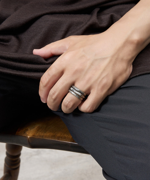 GILD(ギルド)の「GILD ギルド / Warp top & curved top atypical set ring シルバー925エイティピカルセットリング / G251-RI05(リング・メンズ・プラチナム/シルバー/ゴールド・21号/19号/17号/15号/13号/11号/9号/7号)」の6枚目の写真