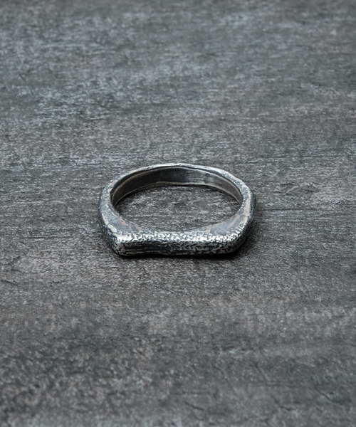 GILD(ギルド)の「GILD ギルド / Warp top & curved top atypical set ring シルバー925エイティピカルセットリング / G251-RI05(リング・メンズ・プラチナム/シルバー/ゴールド・21号/19号/17号/15号/13号/11号/9号/7号)」の8枚目の写真