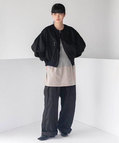 mintdesigns(ミントデザインズ)の「CRASH SATIN SHORT BLOUSON(ブルゾン・レディース・ブラック/ミント・ONESIZE)」の4枚目の写真