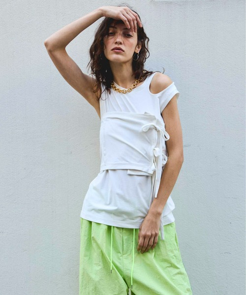 MAISON SPECIAL(メゾンスペシャル)の「Ribbon Bare Sleeveless TEE/リボンベアノースリーブTEE■セットアップ対応■(Tシャツ/カットソー・レディース・ホワイト/チャコールグレー/ピンク・FREE)」の1枚目の写真