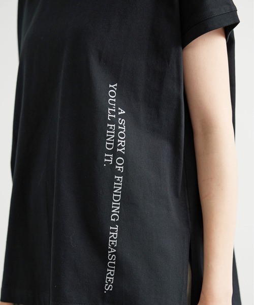 BELLUNA PLUS(ベルーナ)の「ラメプリント縦ロゴゆったりプルオーバー(Tシャツ/カットソー・レディース・ブラック/イエロー・MEDIUM/LARGE/X-LARGE)」の15枚目の写真