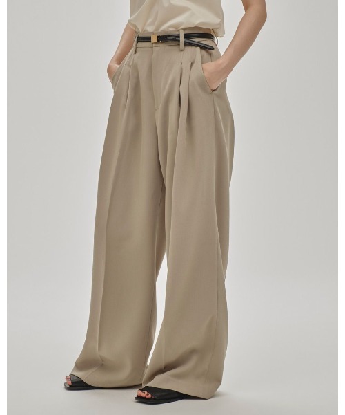 TODAYFUL（トゥデイフル）の「TODAYFUL Tuck Wide Trousers 12510706（スラックス・レディース・ブラック/グリーン/ブラウン・36/38）」の3枚目の写真