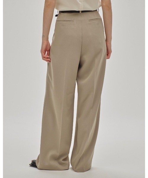 TODAYFUL（トゥデイフル）の「TODAYFUL Tuck Wide Trousers 12510706（スラックス・レディース・ブラック/グリーン/ブラウン・36/38）」の16枚目の写真