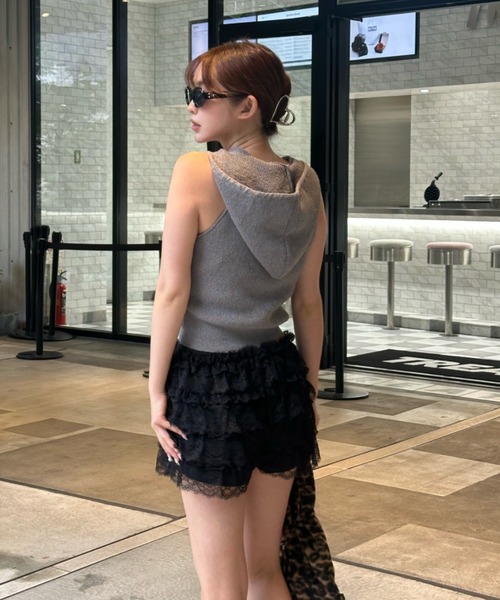 RAY CASSIN(レイカズン)の「スキッパーアメスリ胸刺繍フードニット(ニット/セーター・レディース・グレー/アイボリー/ブラック・FREE)」の14枚目の写真