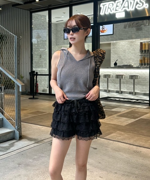 RAY CASSIN(レイカズン)の「スキッパーアメスリ胸刺繍フードニット(ニット/セーター・レディース・グレー/アイボリー/ブラック・FREE)」の17枚目の写真