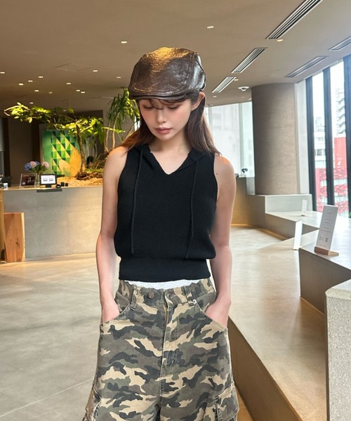 RAY CASSIN(レイカズン)の「スキッパーアメスリ胸刺繍フードニット(ニット/セーター・レディース・グレー/アイボリー/ブラック・FREE)」の20枚目の写真