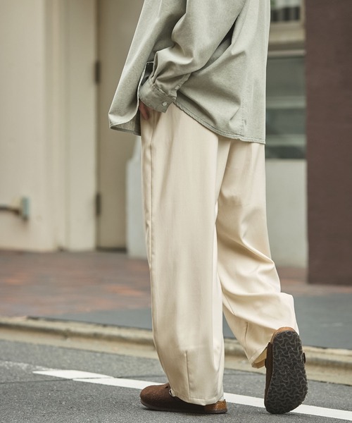 THE CRAFT CREW PRODUCTS（ザクラフトクループロダクツ）の「リネンタッチリラックス コクーンカーブ ワイドイージーパンツ【THE CRAFT CREW PRODUCTS】（その他パンツ・レディース・ブラウン/アイボリー/チャコールグレー/ブラック・L/M）」の10枚目の写真