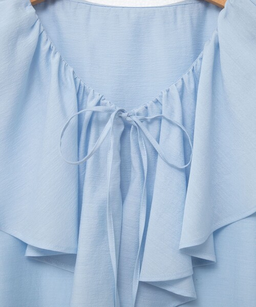 NOLLEY’S Sophi（ノーリーズソフィ）の「シアーラッフルノースリーブブラウス（シャツ/ブラウス・レディース・ブラック/オフホワイト/サックスブルー・38/36）」の10枚目の写真