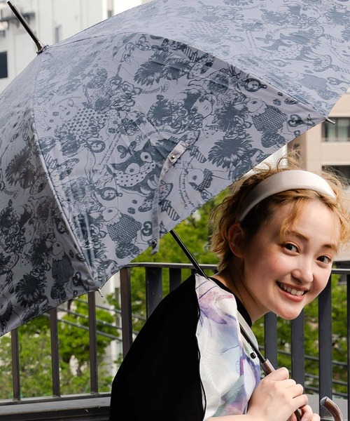 ScoLar(スカラー)の「652730:メルヘン柄 晴雨兼用UVカット傘(長傘・レディース・チャコールグレー・FREE)」の6枚目の写真