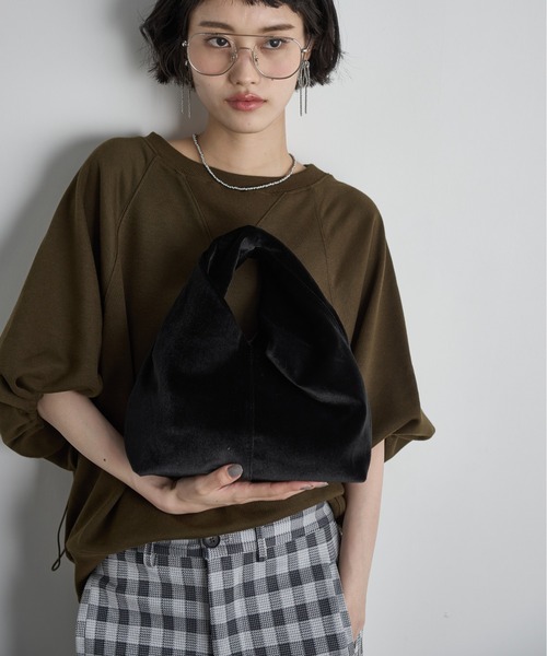 ツイストワンハンドルバッグ（ハンドバッグ）｜THE YOn（ザヨン）の