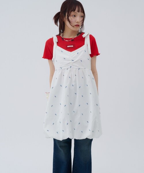 w closet（ダブルクローゼット）の「肩リボンバルーンキャミワンピース（ワンピース・レディース・オフホワイト/ブラック/サックスブルー・FREE）」の5枚目の写真