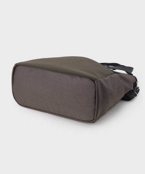 THE SHOP TK （ザ ショップ ティーケー ）の「2WAY切替トートバッグ（トートバッグ・メンズ・ネイビー/ブラウン系その他/ブラック・00）」の19枚目の写真