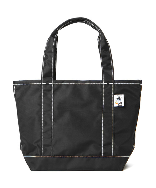 Drifter(ドリフター)の「BUCKEYE MEDIUM TOTE/バックアイミディアムトート(トートバッグ・レディース・ブラック/イエロー×グレー/ピンク系その他/ブラウン/タン/グリーン系カモフラージュ/レオパード/パープル系その他/ベージュ系その他/グリーン系その他2/ブラック×グリーン/ベージュ系・FREE)」の2枚目の写真