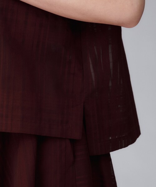 UNTITLED（アンタイトル）の「【セットアップ可/エレガント】シアーチェックTブラウス（シャツ/ブラウス・レディース・パープル系/チャコールグレー・48/44/04/03/02/01/00）」の8枚目の写真