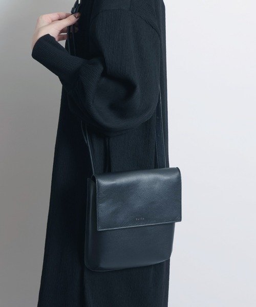 YArKA（ヤーカ）の「【YArKA/ヤーカ】real leather Flap 2way bag [paqi2] / フラップ2ウェイバッグ（ショルダーバッグ・メンズ・ブラック・FREE）」の13枚目の写真